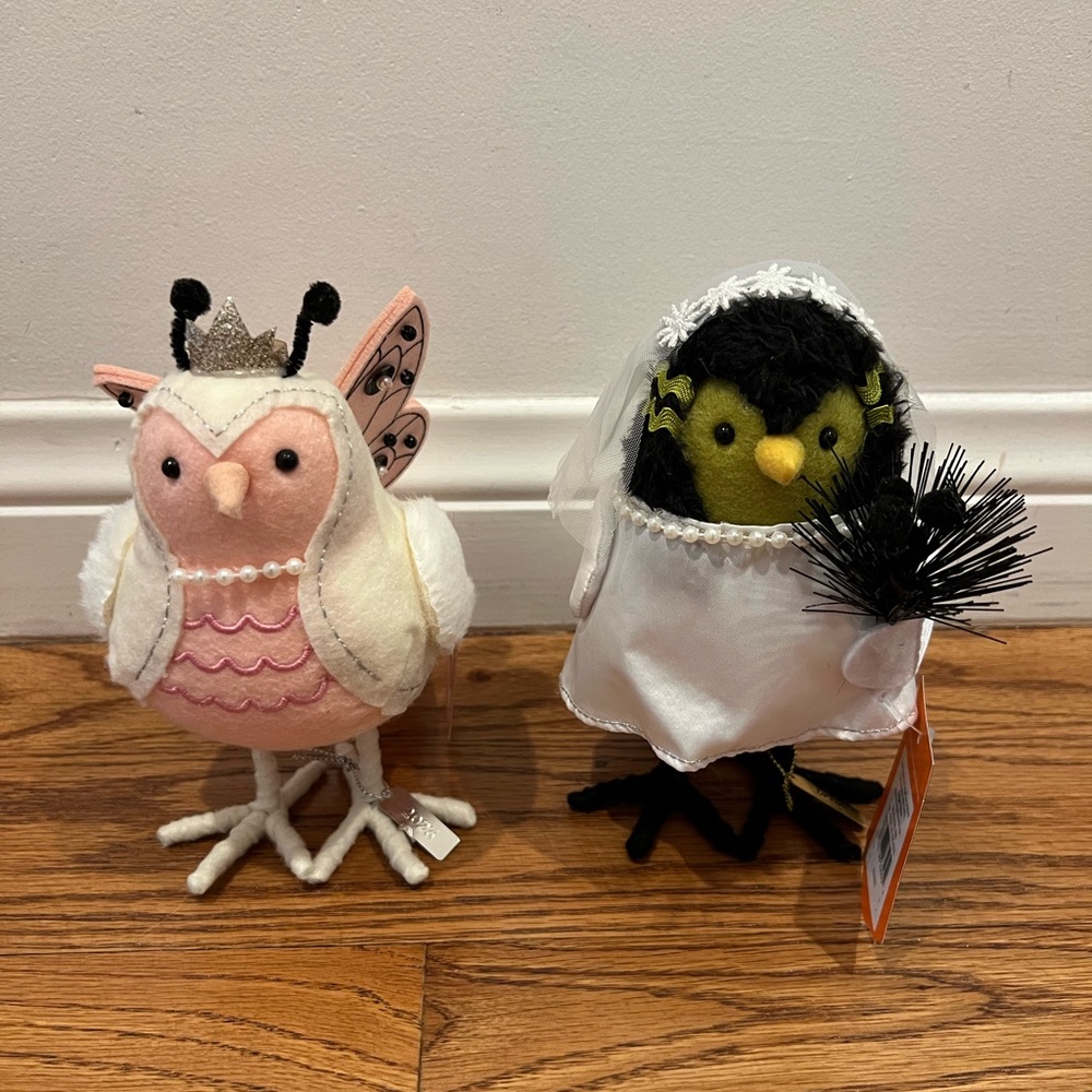 2023 Featherly Friends Hyde & Eek Lot Of 2 Birds Halloween Brand New